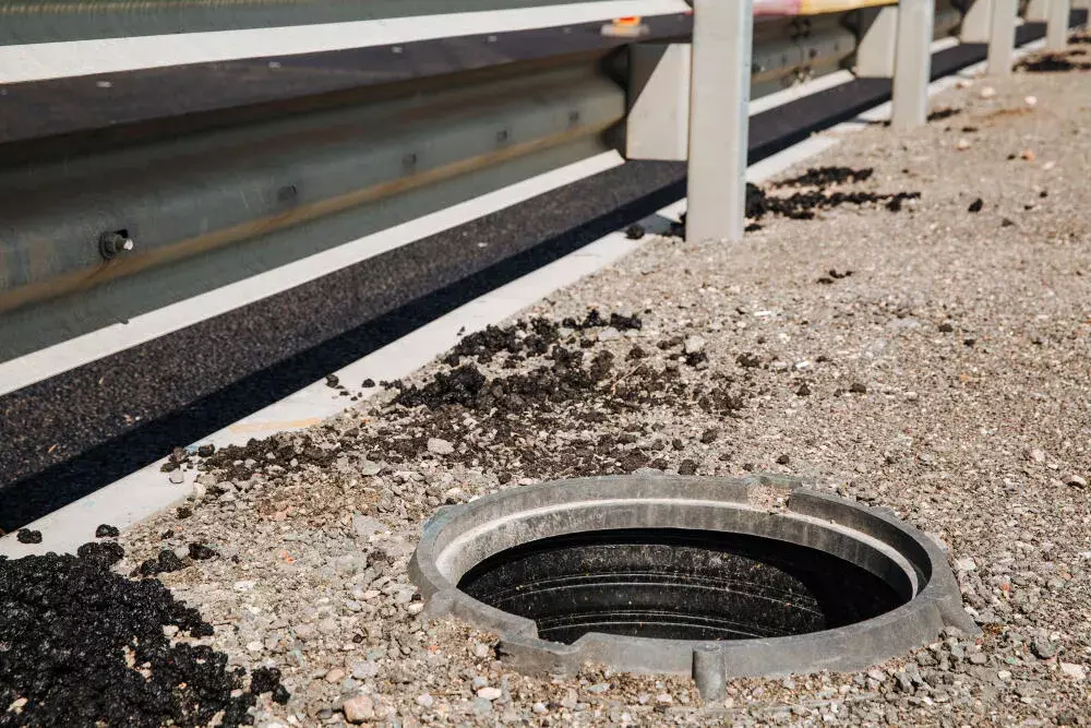 Caminhão limpa fossa em Itaipava: uma solução profissional e ecológica